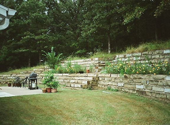 Back yard w/oversized patio