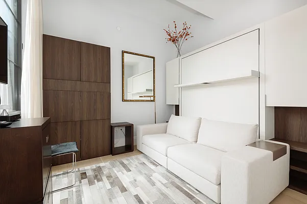 Rented by Nest Seekers International | media 17