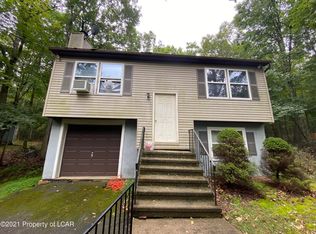 1284 Woodhaven Dr, White Haven, PA