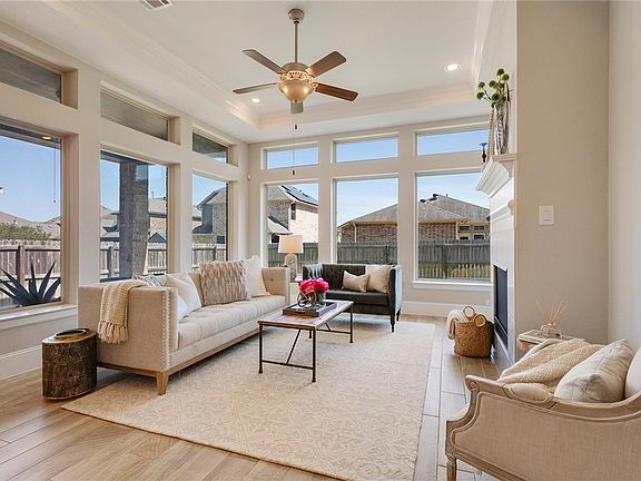3rd image of 2613 Kinnersley Ct