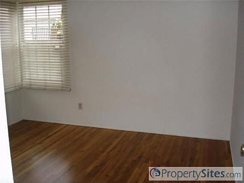 5th image of 1715 Catalina Blvd