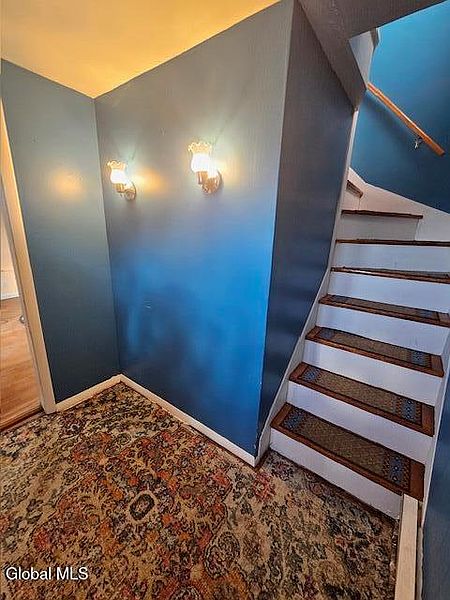 2nd image of 208 10th Street