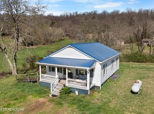 385 Hubbs Grove Rd, Maynardville, TN 37807