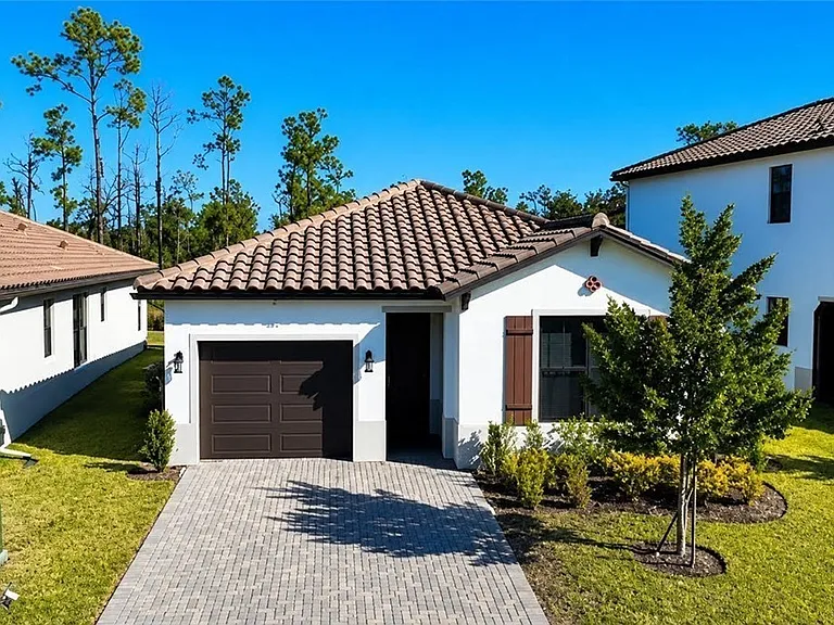 5681 Cassidy Ln — Photo 1