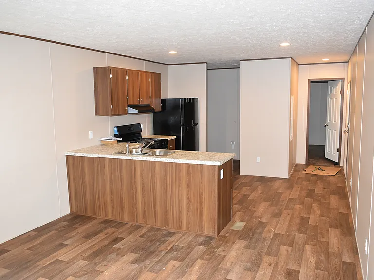 10204 Bamboo Ln #4 — Photo 3