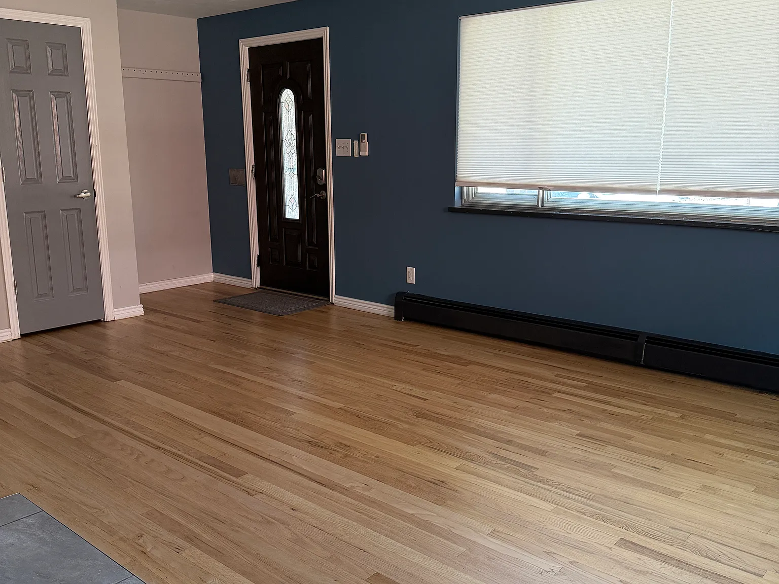 4 bed, 2576 sqft, $3,150 — Photo 2