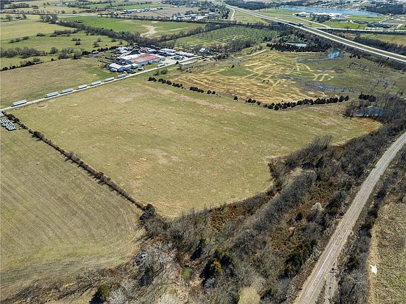 4th image of N Click St