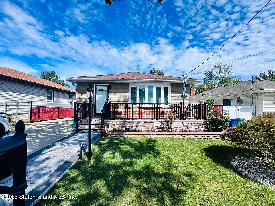 29 Peter Ave