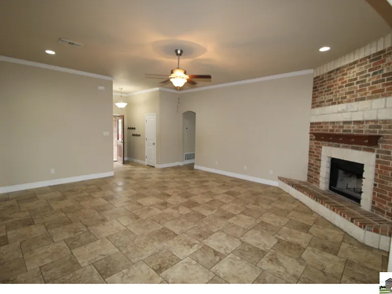 1128 Pheasant Cir — Photo 22