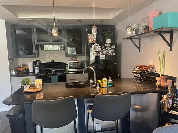 2nd image of 10699 San Diego Mission Rd Unit 201