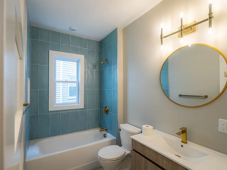 101 Draper St #1 — Photo 14