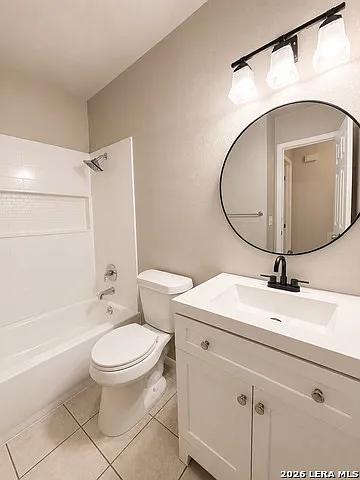 8023 Laurel Bnd — Photo 18