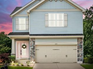 224 Sunset Villa Cir, O'Fallon, MO 63366