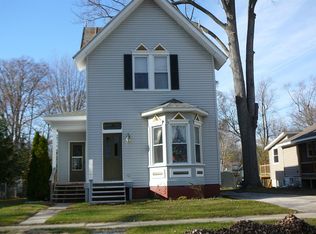 615 N 3rd St, Saint Clair, MI