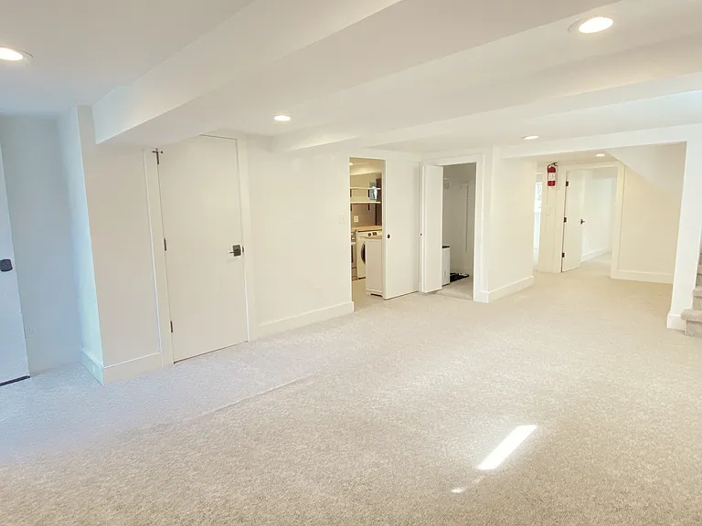 Living room facing SE.