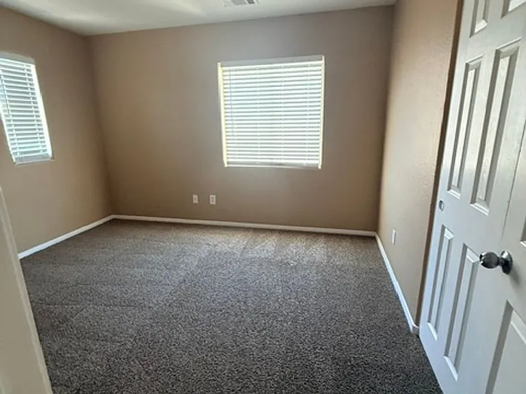 5172 Dillingham Dr — Photo 11