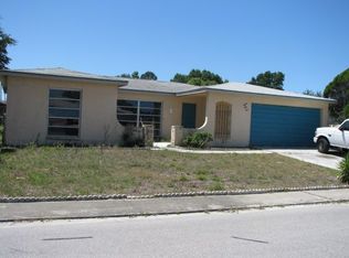 8054 Colrain Dr, Port Richey, FL 34668