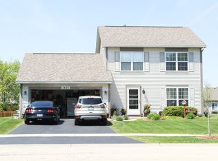 1421 Bluestem Ln, Minooka, IL 60447