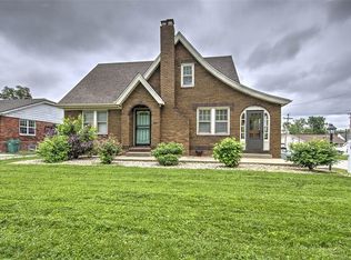 2202 N Main St, Decatur, IL 62526