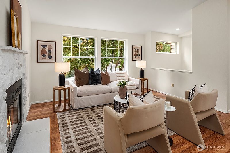 4th image of 16036 NE 106th Street