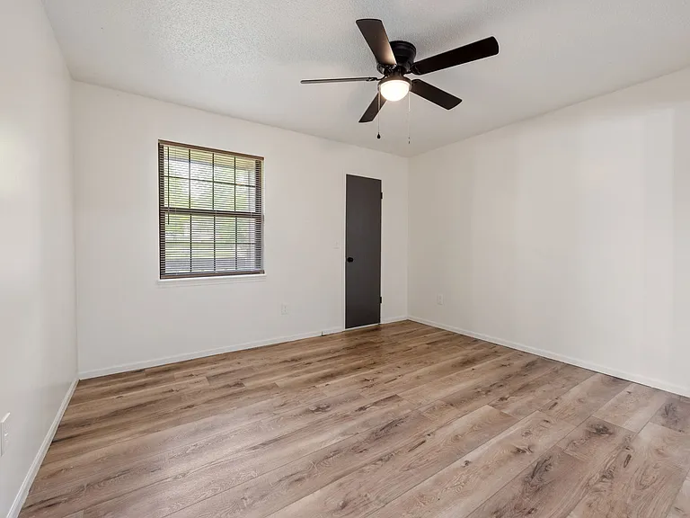 7009 N Chas Dr — Photo 18
