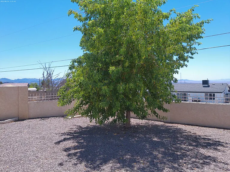 3713 Mission Dr S — Photo 27