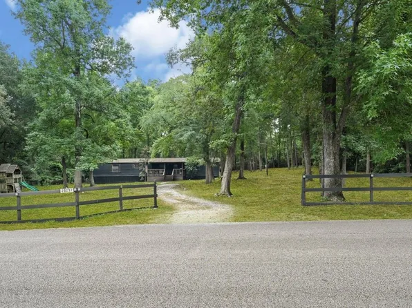 28037 Greenbriar Dr, Hockley, TX 77447