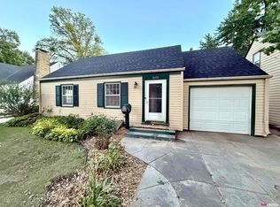 3733 C St, Lincoln, NE 68510