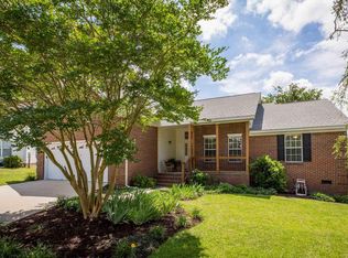 128 Whispering Glen Cir, West Columbia, SC 29170