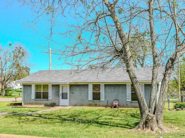 1318 Leigh St, Hugo, OK 74743