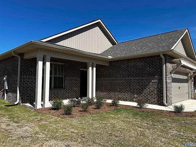 209 Emma Harris Cir — Photo 17