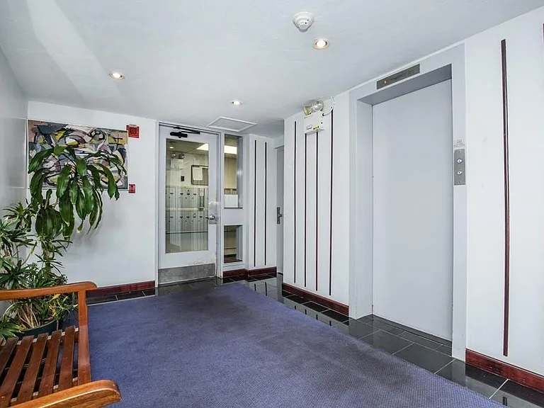 12 Inman St #54 — Photo 9