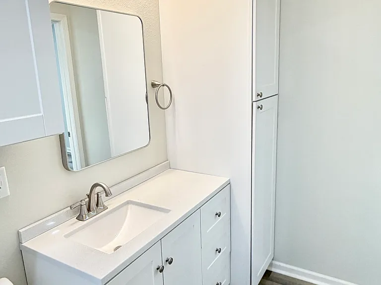 502 W Jeanette Ave — Photo 8