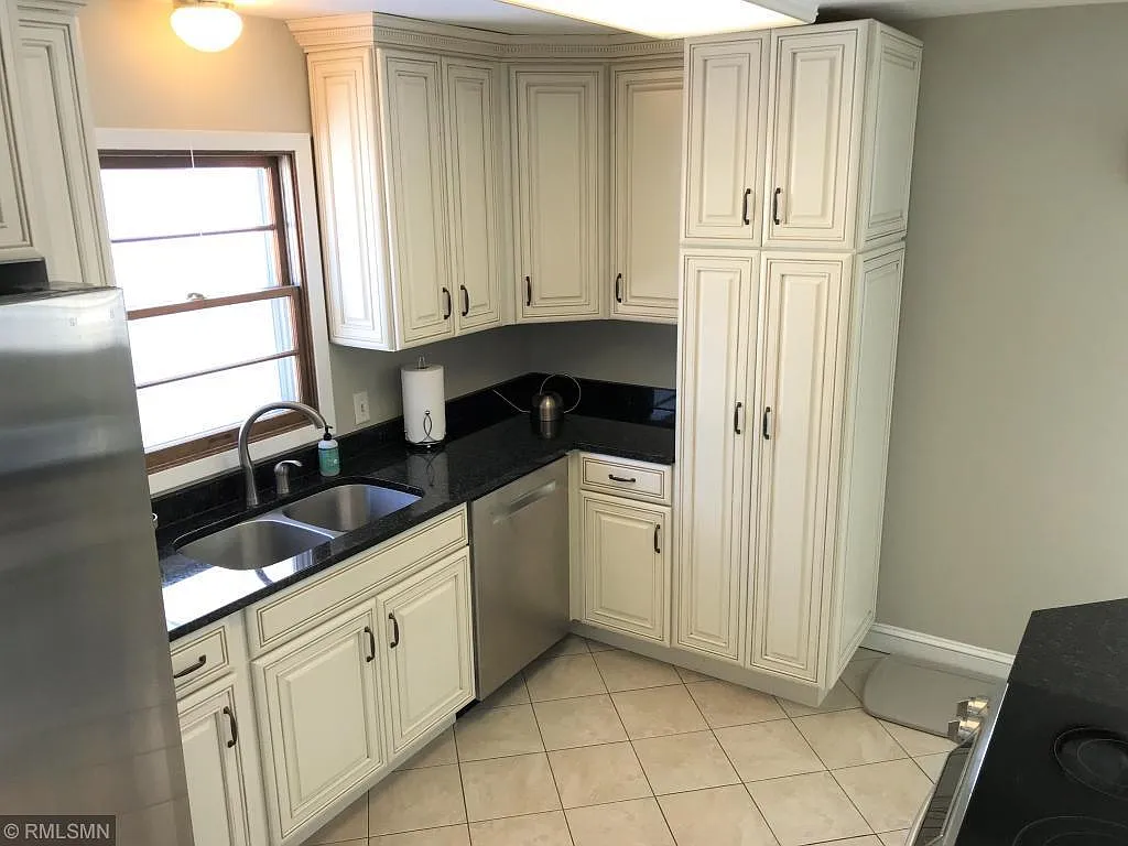 4 Bedroom Single Family Home — Photo 1
