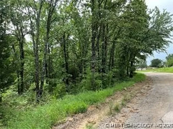 N 146th Rd, Mounds, OK 74047