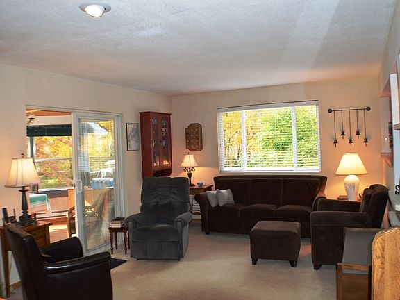 2nd image of 9334 Howard Lake Dr NE