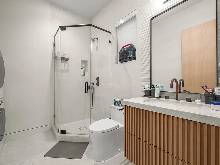 5028 Lindley Ave — Photo 60