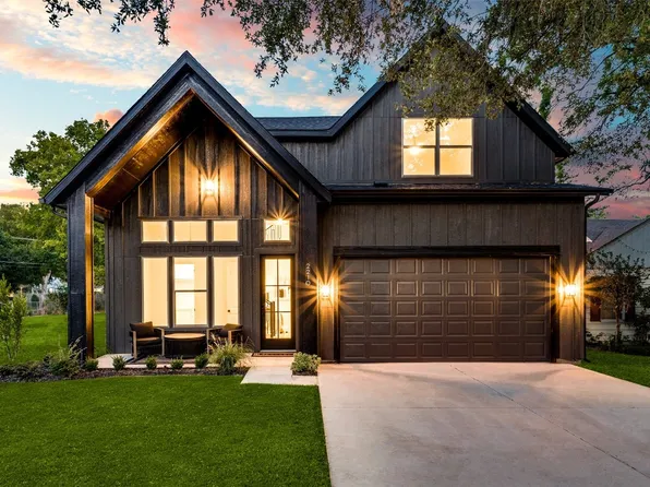 2210 Roanoke Ave, Dallas, TX 75235