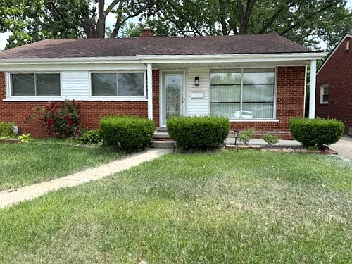 22030 Church St Photo 1