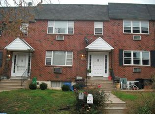 3957 Rowena Dr, Philadelphia, PA 19114