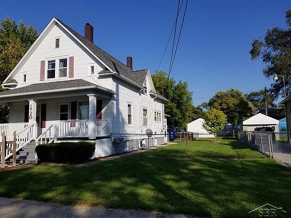 2nd image of 1702 N Woodbridge St