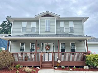 2178 SW Rosario Pl, Oak Harbor, WA 98277
