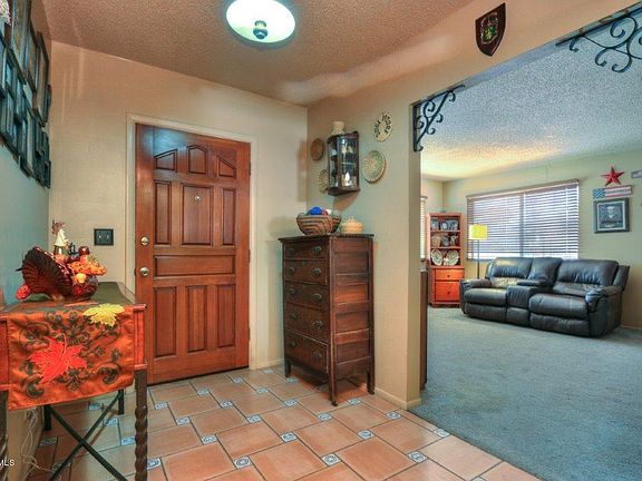 5th image of 1126 E Brenda Dr