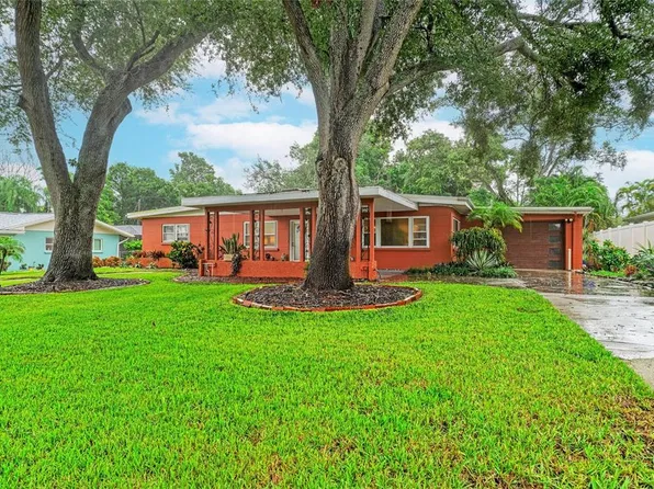 126 HOLLY AVENUE, SARASOTA, FL 34243