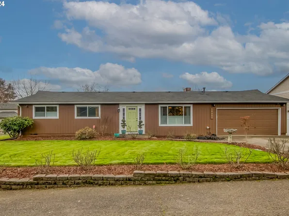 15055 SE Brackenbush Rd, Clackamas, OR 97015