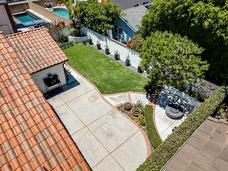 7201 Slater Ave — Photo 47