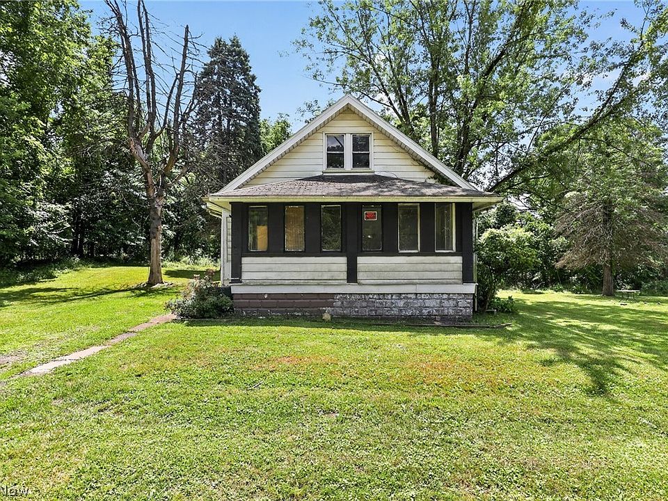 1st image of 211 Broadview Ave