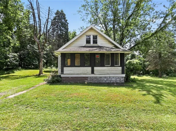211 Broadview Ave, Girard, OH 44420