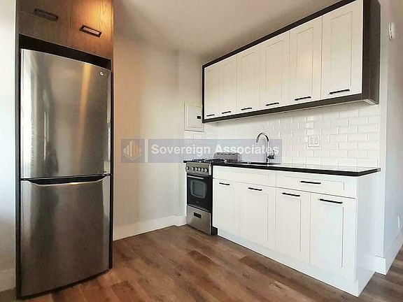 4th image of 1365 Saint Nicholas Ave APT 15L
