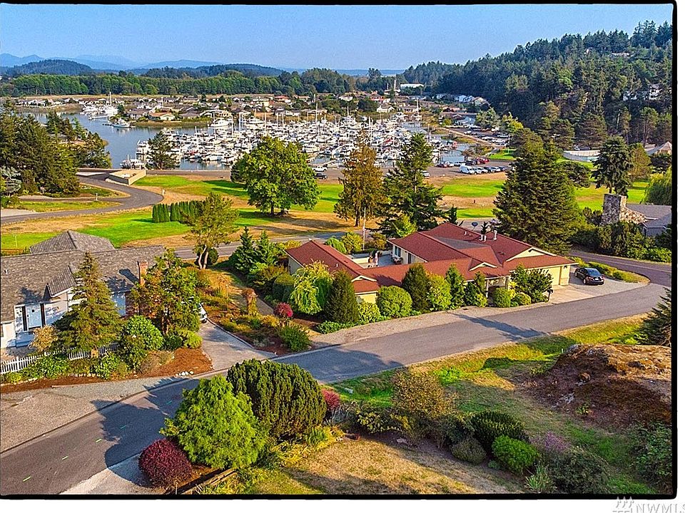 1st image of 439 Modoc Way